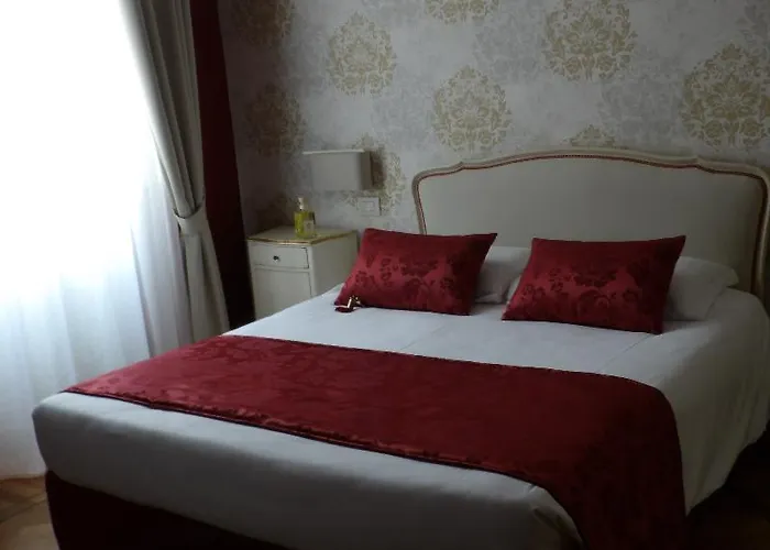 Il Granduca Hotel Florence